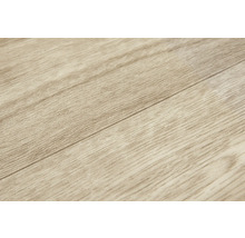 Nahaufnahme eines hellen Laminatbodens mit Holzstruktur