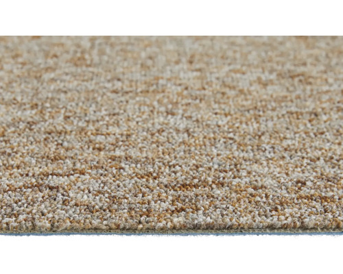 Nahaufnahme eines beigen Teppichs