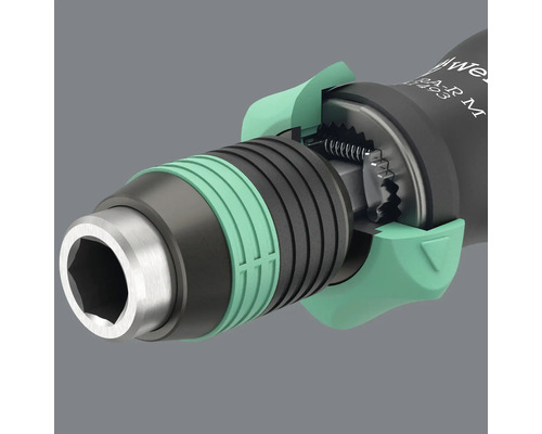 Detailaufnahme eines Schraubendrehers mit Bitaufnahme