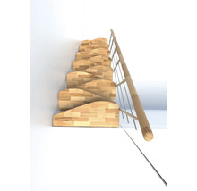 Raumspartreppe aus Holz mit Geländer