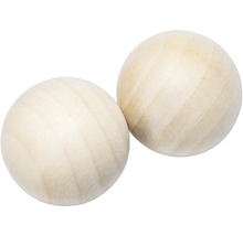 Zwei Holzkugeln