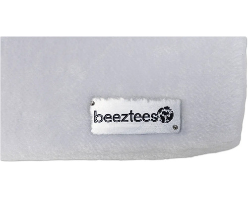 Beeztees Logo auf einem weichen Hundebett
