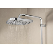 Quadratischer Duschkopf mit Wasserstrahl