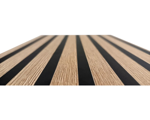 Akustikpaneel mit Holzoptik und schwarzen Streifen