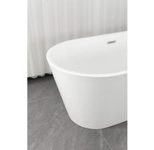 Freistehende Badewanne im Badezimmer