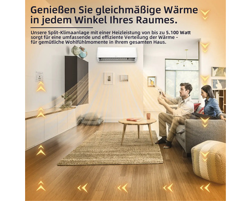 Wohnzimmer mit Split Klimaanlage an der Wand