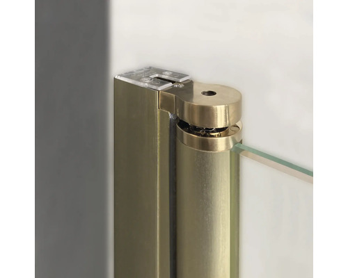 Detail einer Duschkabinenbefestigung mit Glaseinsatz