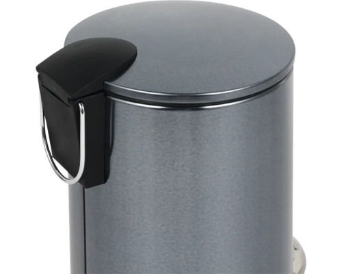 Treteimer aus Metall mit Pedalmechanismus