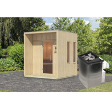 Außensauna aus Holz mit Glastür und Saunaofen