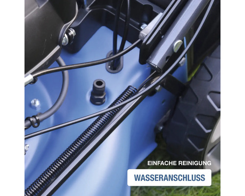 Detailansicht Rasenmäher mit Wasseranschluss für einfache Reinigung