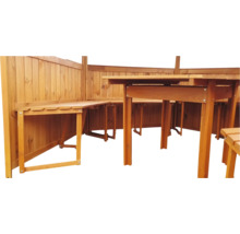 Holzgartengarnitur mit Tisch und Sitzbänken