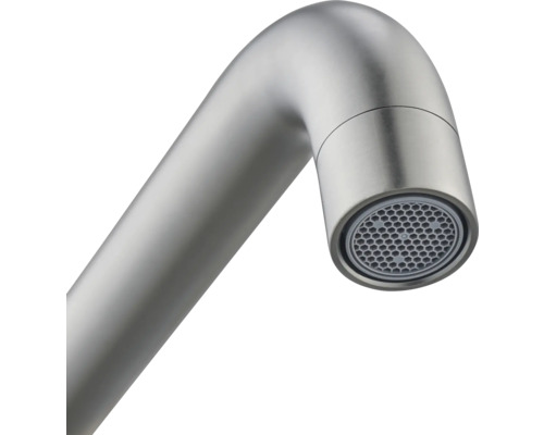 Nahaufnahme eines Wasserhahns aus Metall