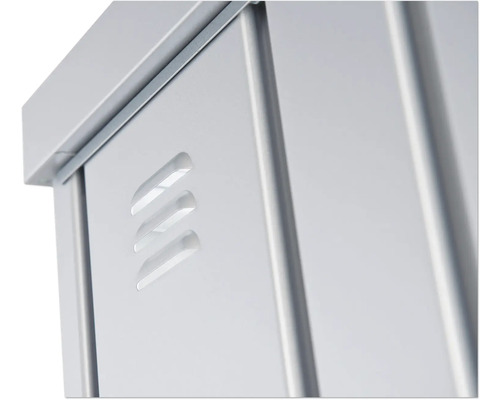 Detailaufnahme eines Metallschranks mit Belüftungsschlitzen