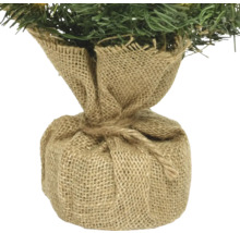 Dekorativer Mini-Weihnachtsbaum im Jutesack
