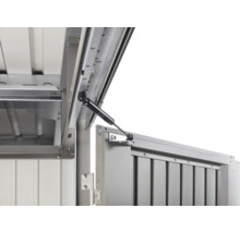 Detailansicht einer geöffneten Metallgartenbox mit Gasdruckfeder