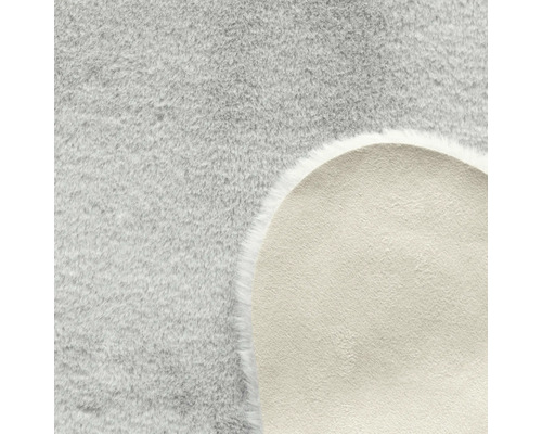 Teppich mit Flor und Unterseite