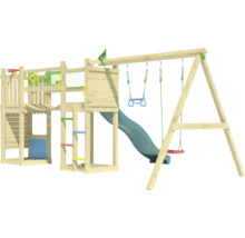 Spielplatz mit Rutsche und Schaukel aus Holz