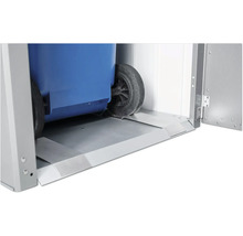 Mülltonnenbox mit Mülltonne auf Auffahrrampe