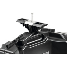 Detailansicht einer schwarzen Werkzeugkiste mit Schraube