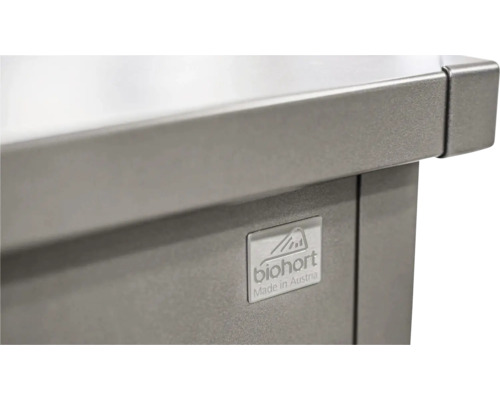 Biohort Logo auf einem Gartenprodukt, hergestellt in Österreich