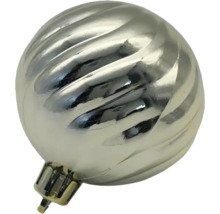 Weihnachtskugel mit gerippter Oberfläche