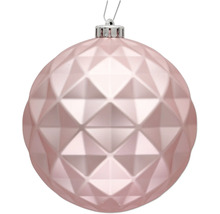 Dekorative Weihnachtskugel mit geometrischem Muster