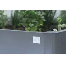 Hochbeet aus Metall mit Biohort Logo