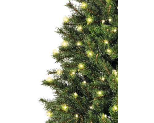 Detailansicht eines geschmückten Weihnachtsbaums mit Lichtern