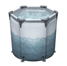 Lay-Z-Spa Eisbad mit Wasser gefüllt