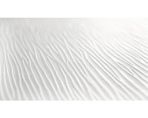 Nahaufnahme einer weißen Oberfläche mit Baumrindenstruktur