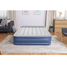 Aufblasbares Gästebett im Schlafzimmer