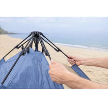 Aufbau eines Strandzeltes mit Gestänge