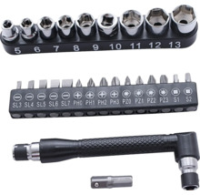 Steckschlüsselsatz mit verschiedenen Aufsätzen und Schraubendrehergriffen