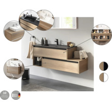 Badezimmer mit Waschtischunterschrank und Waschbecken