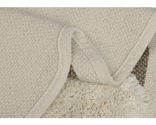 Detailansicht eines Teppichs mit Fransen