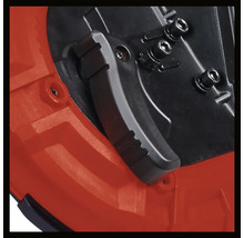 Detailaufnahme eines Gerätes mit Hebel und Schrauben