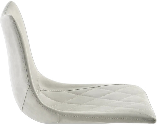 Detailansicht eines Stuhls mit gesteppter Sitzfläche und hoher Rückenlehne