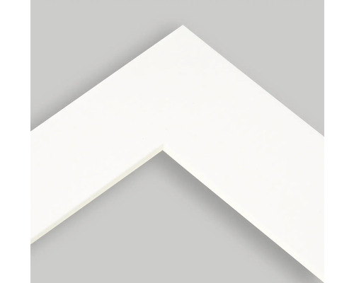 Detailansicht eines weißen Bilderrahmenprofils