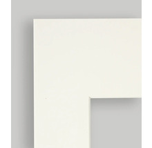 Detail einer weißen Türzarge