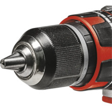 Detailaufnahme einer Bohrmaschine mit Bohrfutter