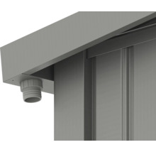 Detailansicht einer grauen Gerätehaus-Konstruktion mit Wasserablauf