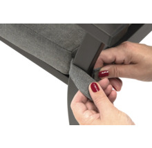 Detailansicht eines Stuhls mit Befestigungsband