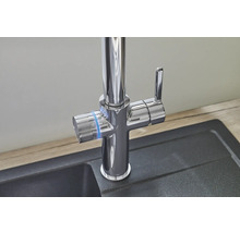 Küchenarmatur mit seitlichem Temperaturregler