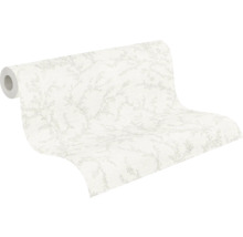 Tapetenrolle mit floralem Muster