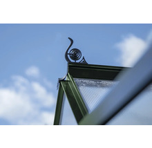 Detailansicht Gewächshausdach mit dekorativem Element