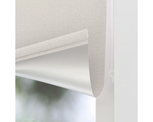 Nahaufnahme eines Rollos am Fenster