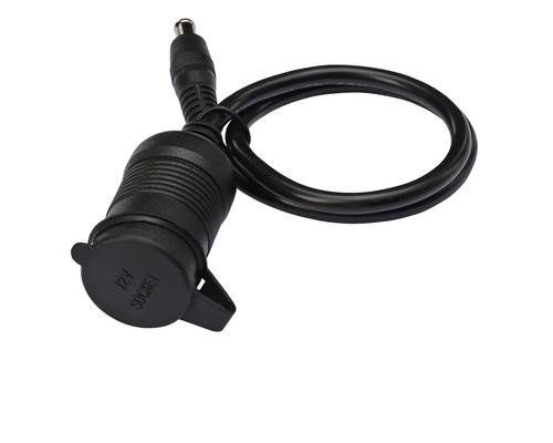 Zwölf-Volt-Zigarettenanzünder-Steckdose mit Stecker