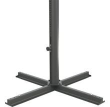 Sonnenschirmständer aus Metall mit Vierfuß