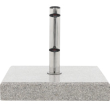 Doppler Logo auf einem Sonnenschirmständer aus Granit mit Metalleinsatz.