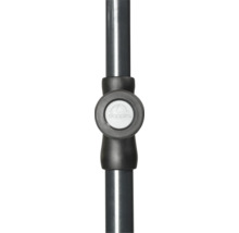 Doppler Logo auf einem Sonnenschirmstock